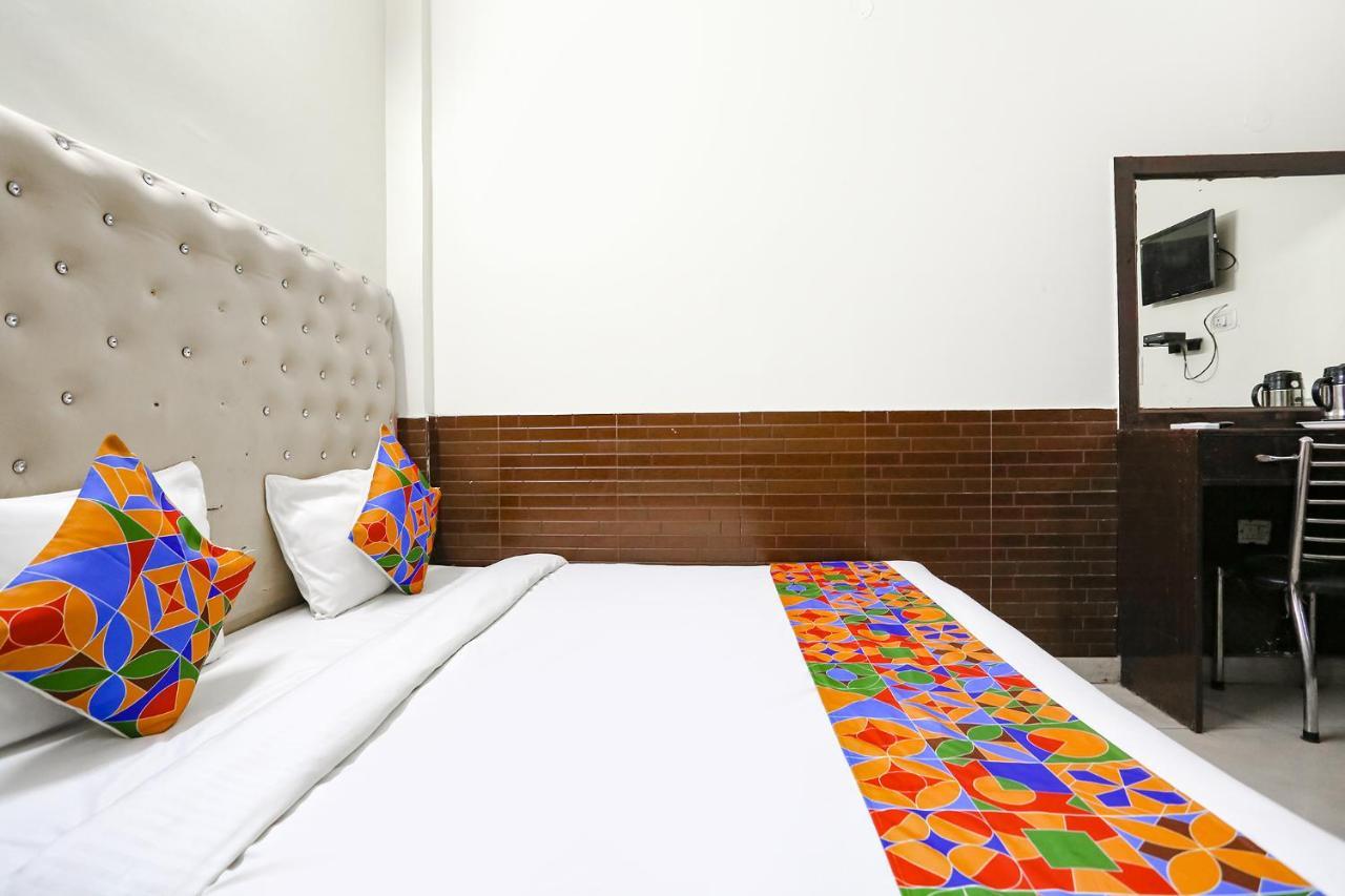 Fabhotel The Lazeez New Delhi Ngoại thất bức ảnh