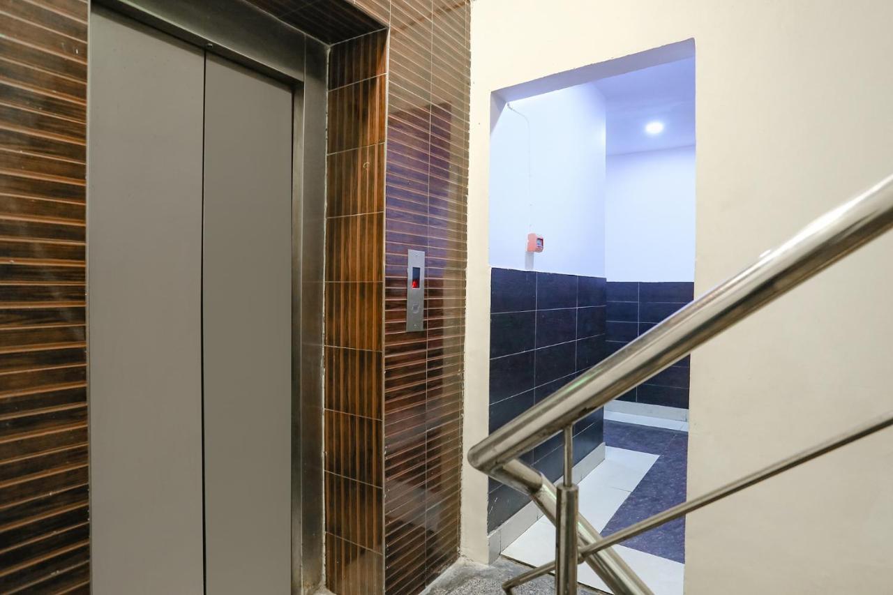 Fabhotel The Lazeez New Delhi Ngoại thất bức ảnh